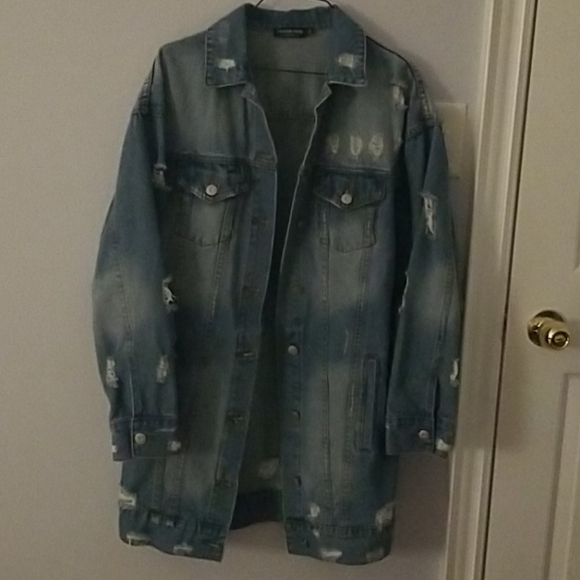 Fashion Nova Oversized Jean Jacket - Picture 2 of 5